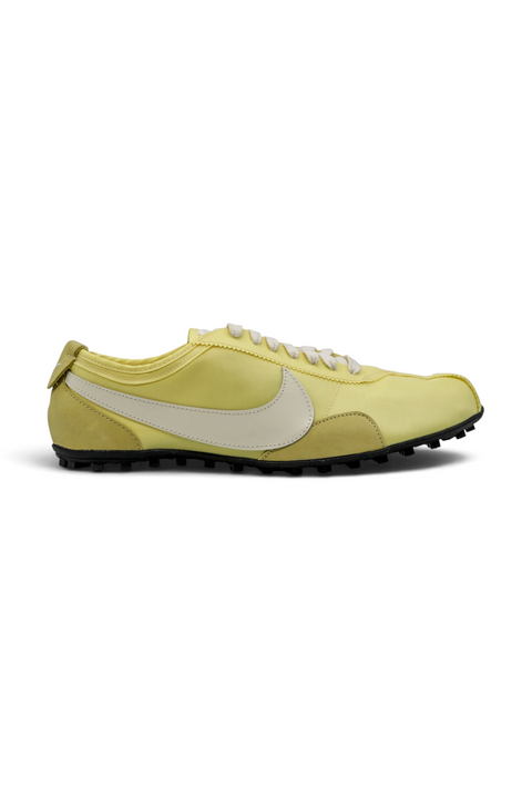 Nike Moon Shoe Soft Yellow (Women's)