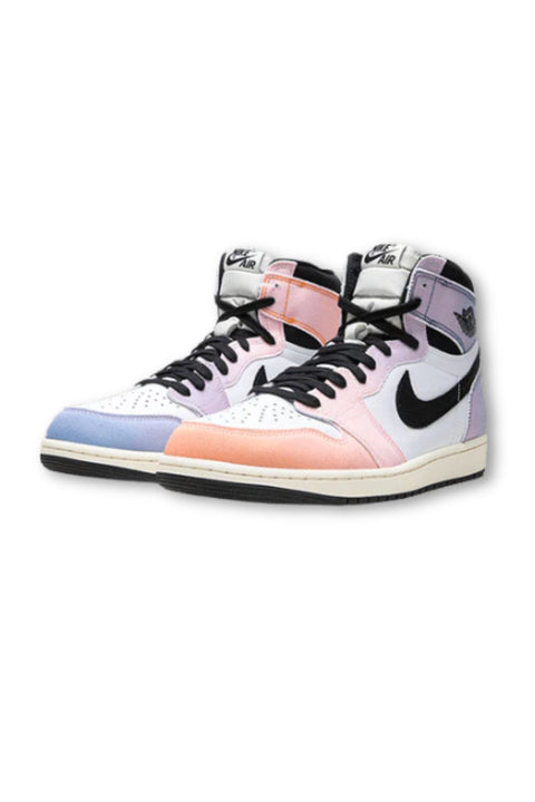 NIKE - Air Jordan 1 Retro High OG Skyline